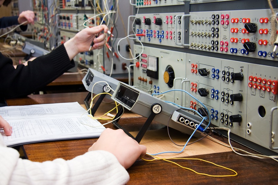 The Power of Hands-On Training: Building Real Skills for a Thriving Trades Career